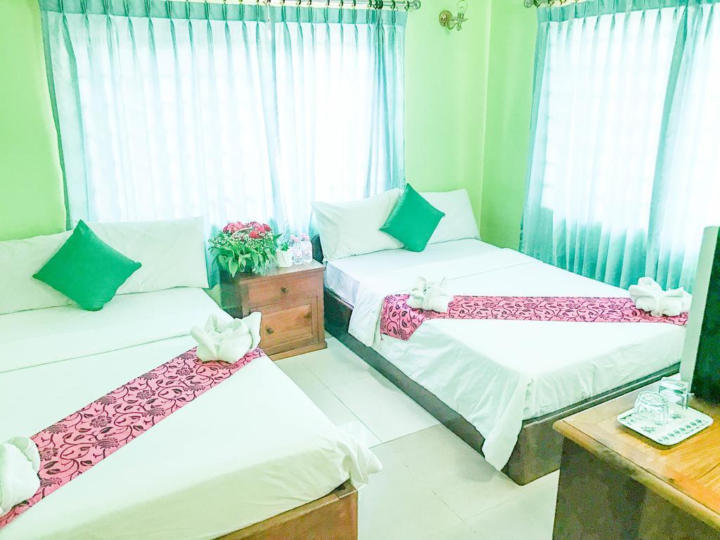 Ta Som Guesthouse & Tour Services Siem Reap Exterior photo