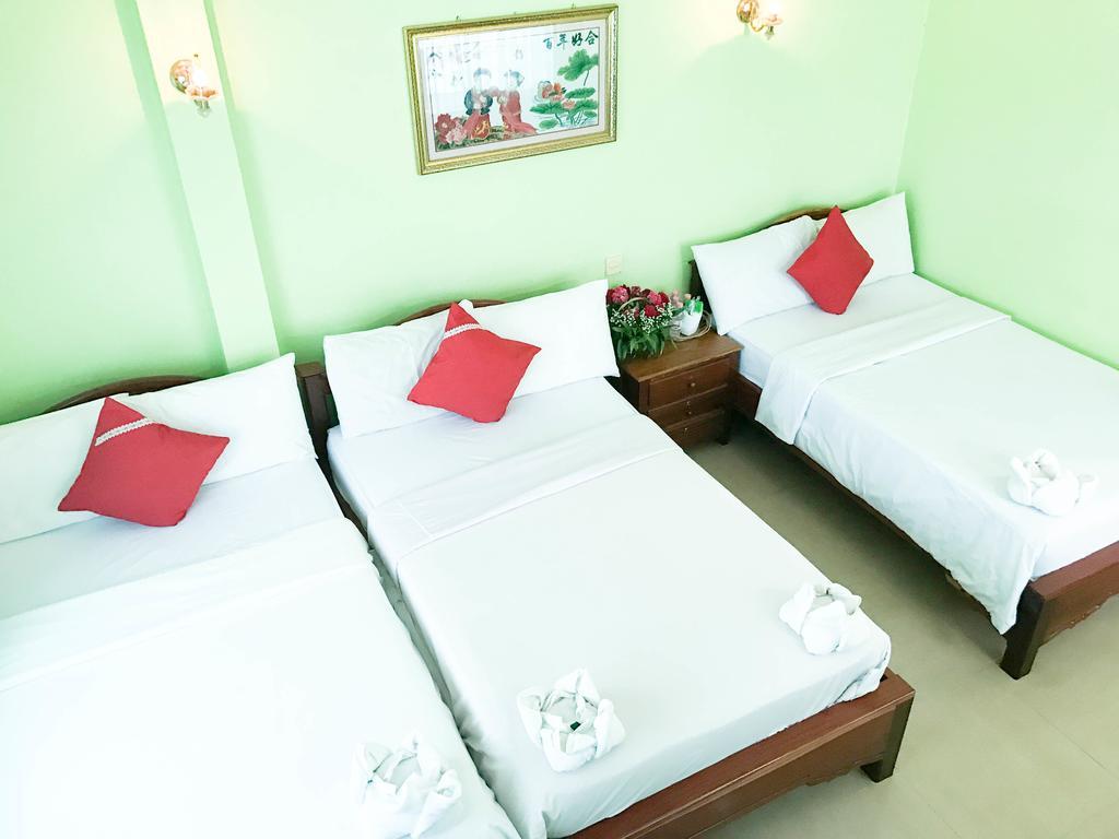 Ta Som Guesthouse & Tour Services Siem Reap Exterior photo