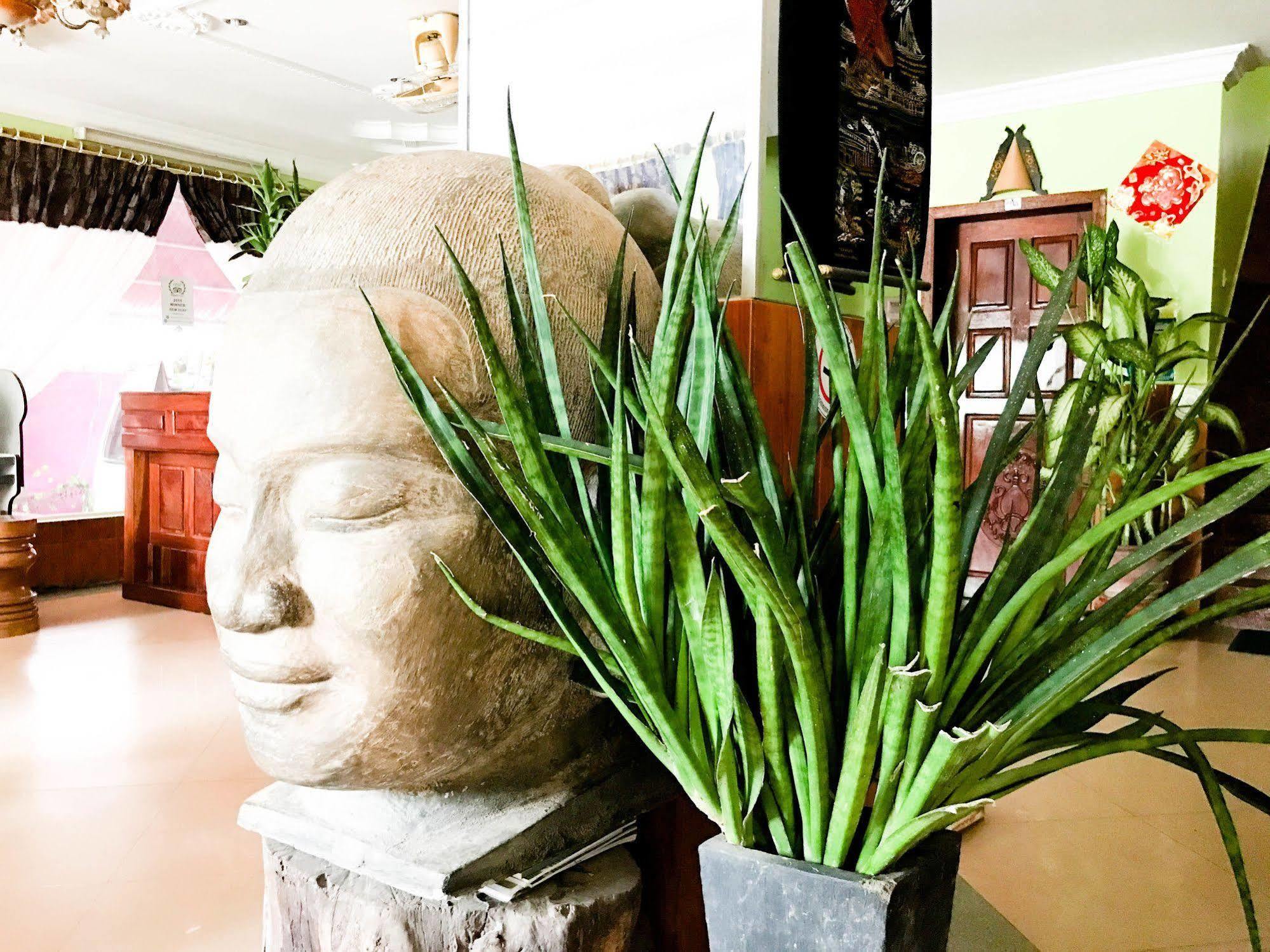 Ta Som Guesthouse & Tour Services Siem Reap Exterior photo