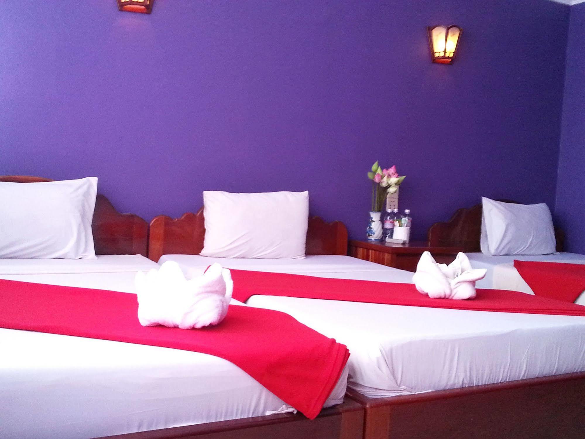 Ta Som Guesthouse & Tour Services Siem Reap Exterior photo
